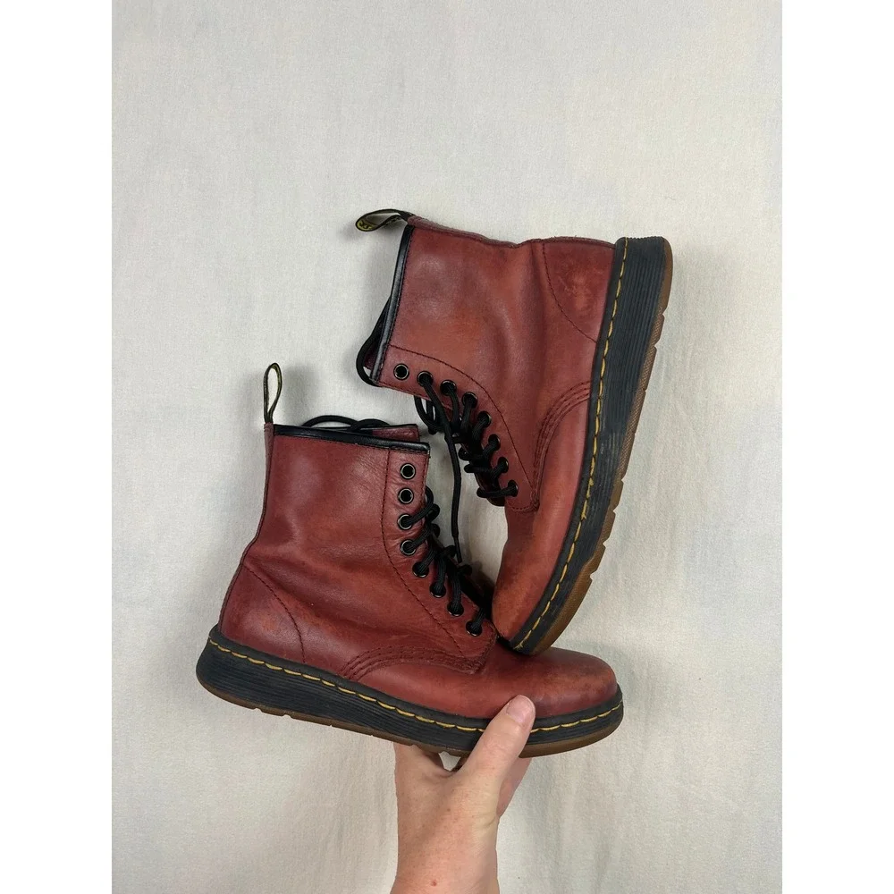 Dr. Martens Newton Cherry Red Leather 8-Eye Boots Kids Size 4 US M 5 US L
